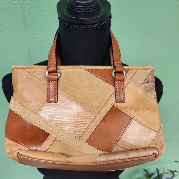 Fossil Handbags - Vintage fossil hand bag